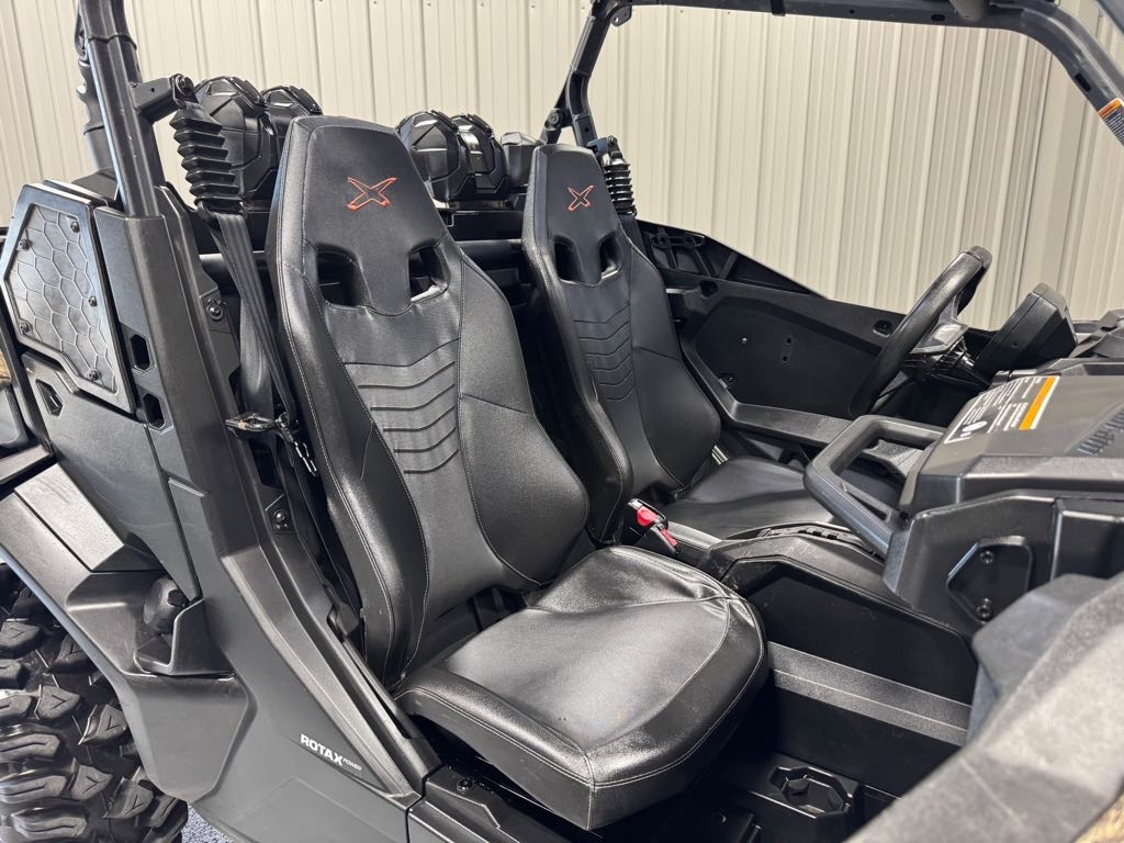 2022 Can-Am COMMANDER X MR 1000R in jonestown PA