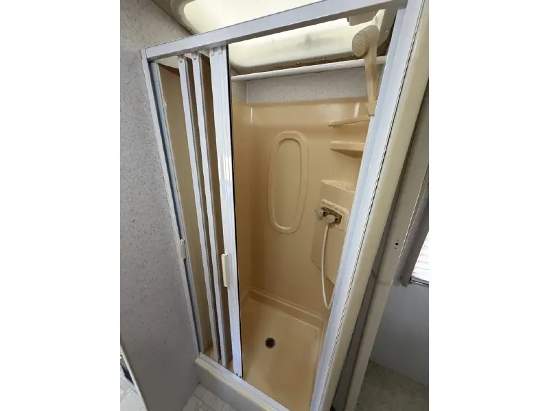 2003 WINNEBAGO SIGHTSEER 30B