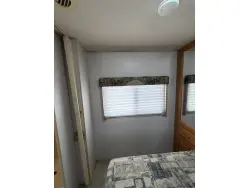 2003 WINNEBAGO SIGHTSEER 30B