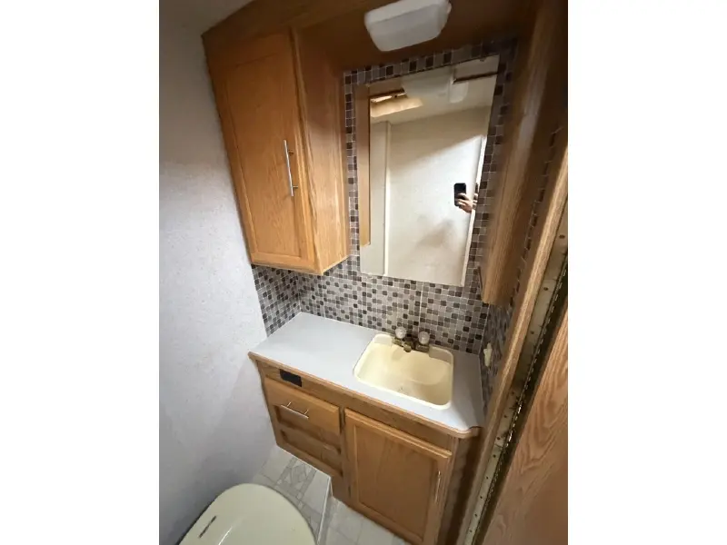 2003 WINNEBAGO SIGHTSEER 30B