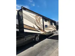2010 FLEETWOOD DISCOVERY 40G