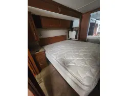 2010 FLEETWOOD DISCOVERY 40G
