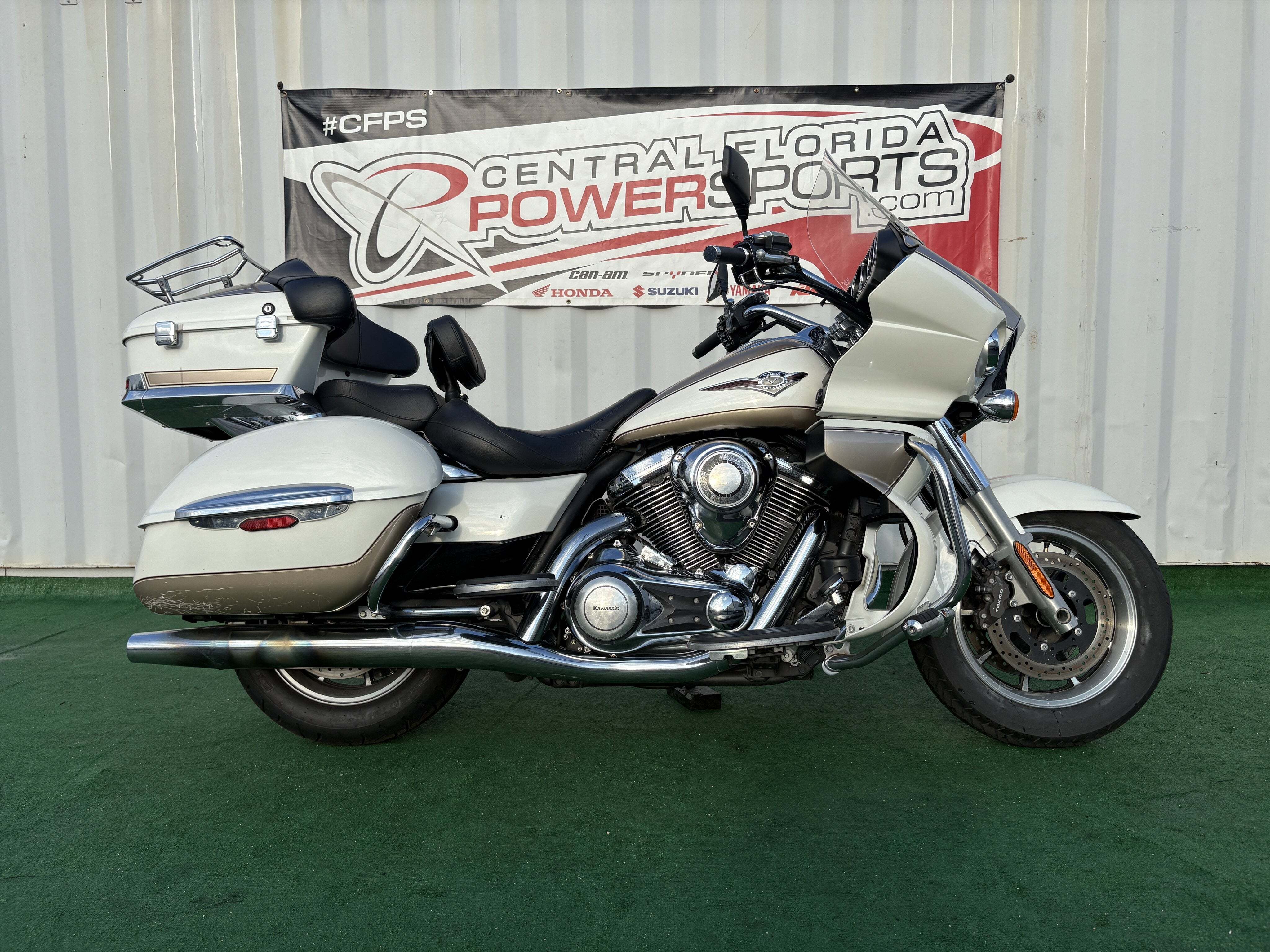 2012 Kawasaki Vulcan 1700 CLASSIC in Kissimmee, FL