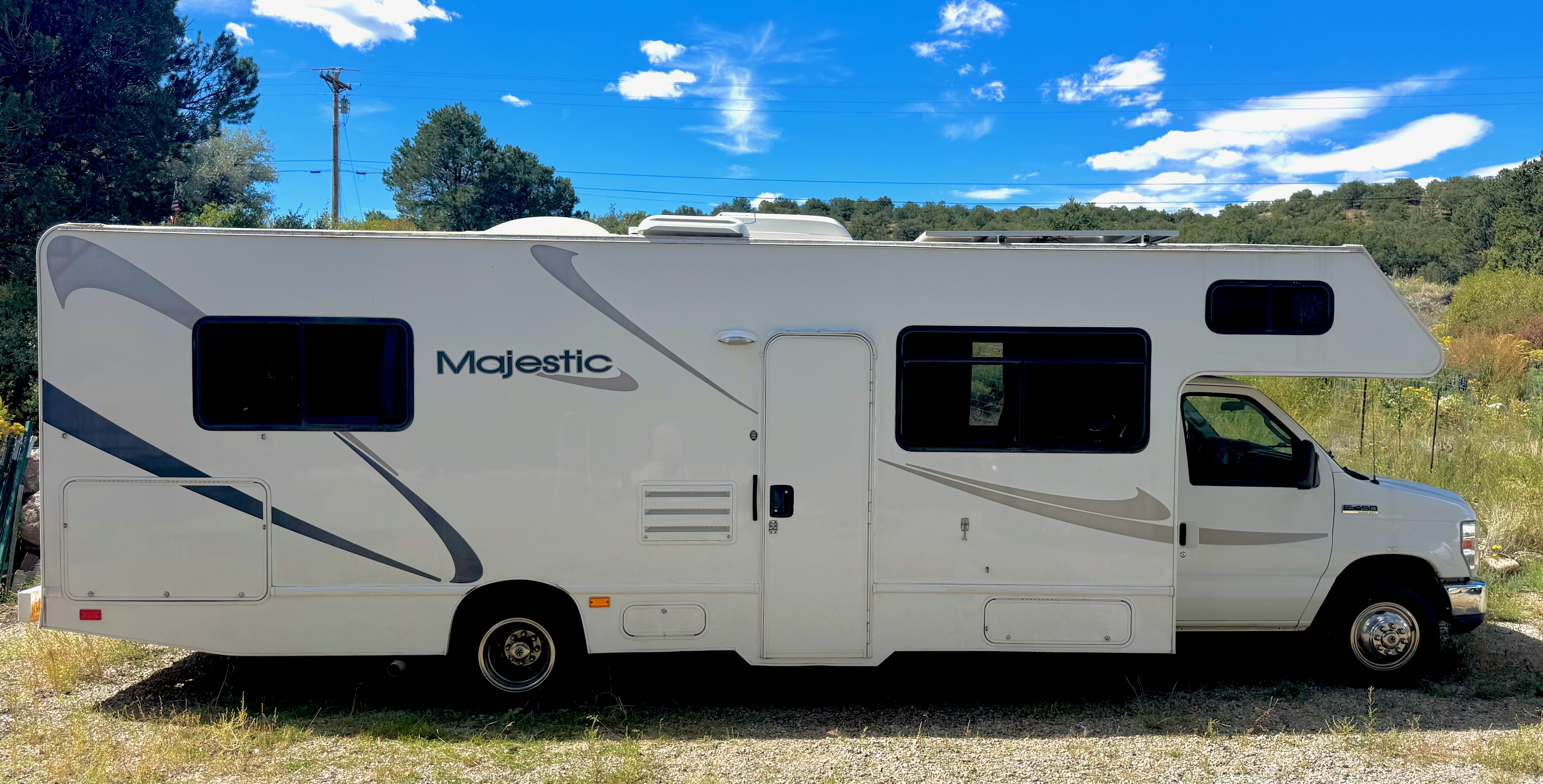2012 Thor Motor Coach FOUR WINDS MAJESTIC 28A in buena vista CO