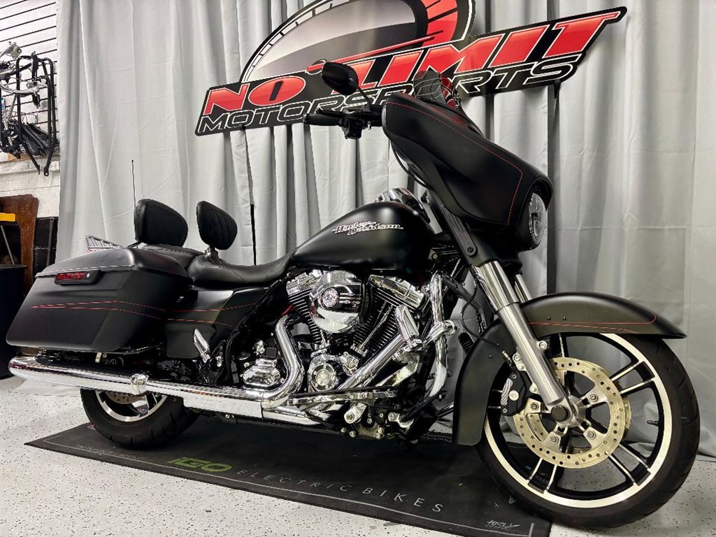 2015 Harley-Davidson FLHXS SPECIAL in Belmont, NC