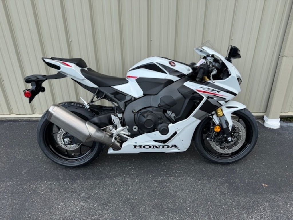 2026 Honda® CBR1000RR ABS 1000RR ABS in Bridgeport, WV