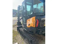 2025 HYUNDAI HX35AZ