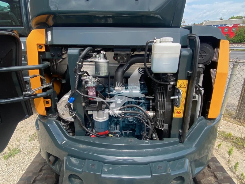 2025 HYUNDAI HX35AZ