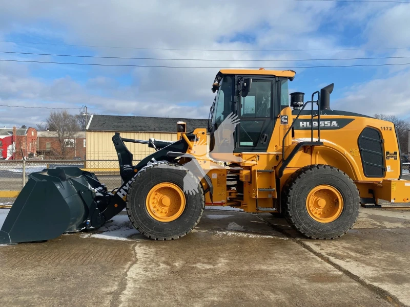 2025 HYUNDAI HL955A