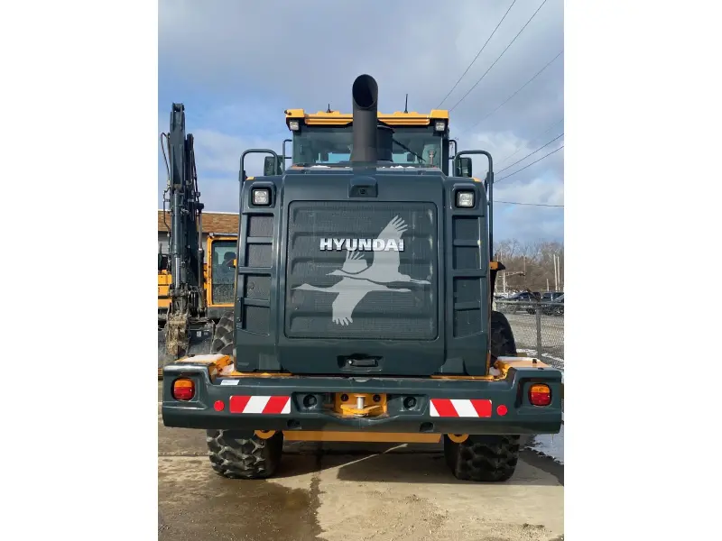 2025 HYUNDAI HL955A