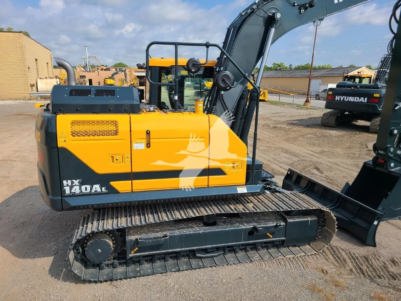 2022 HYUNDAI HX140AL