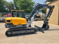 2023 HYUNDAI HX85A