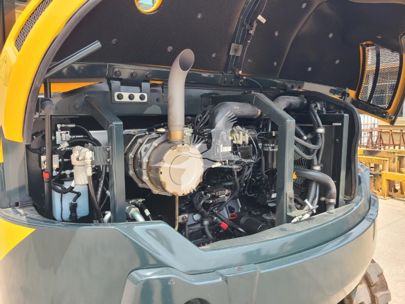2023 HYUNDAI HX85A