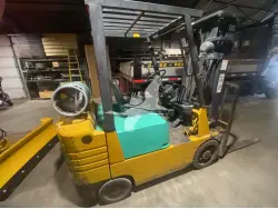 2016 CATERPILLAR GC25