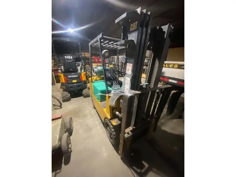 2016 CATERPILLAR GC25