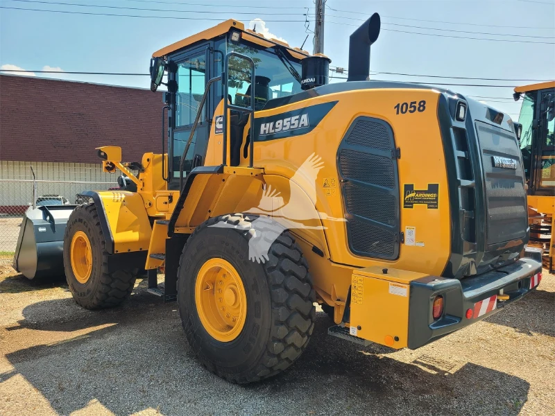 2023 HYUNDAI HL955A