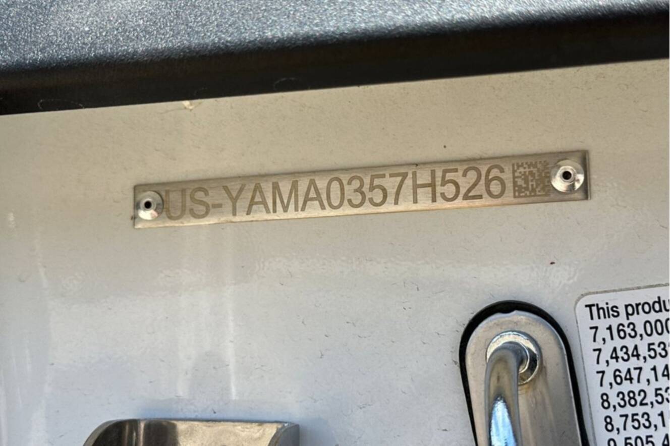 A photo of this 2026 Yamaha JETBLASTER DLX 3-AZURE BLUE/WHITE