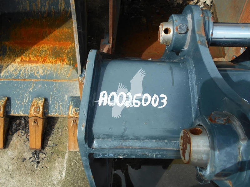 2016 HYUNDAI R80CR-9