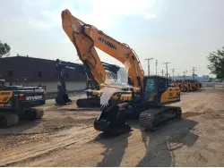 2016 HYUNDAI HX330L