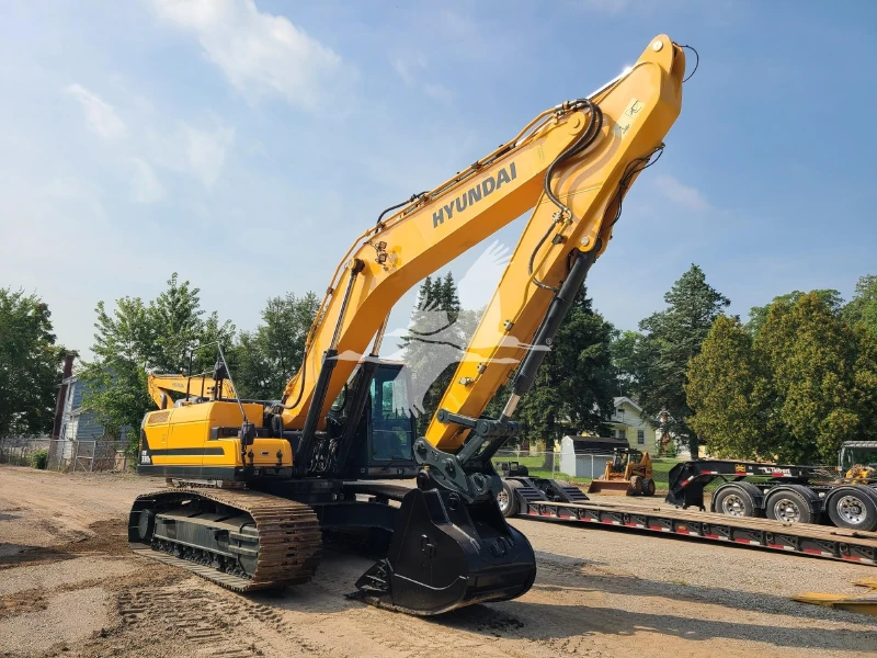 2016 HYUNDAI HX330L