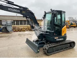 2024 HYUNDAI HX48AZ