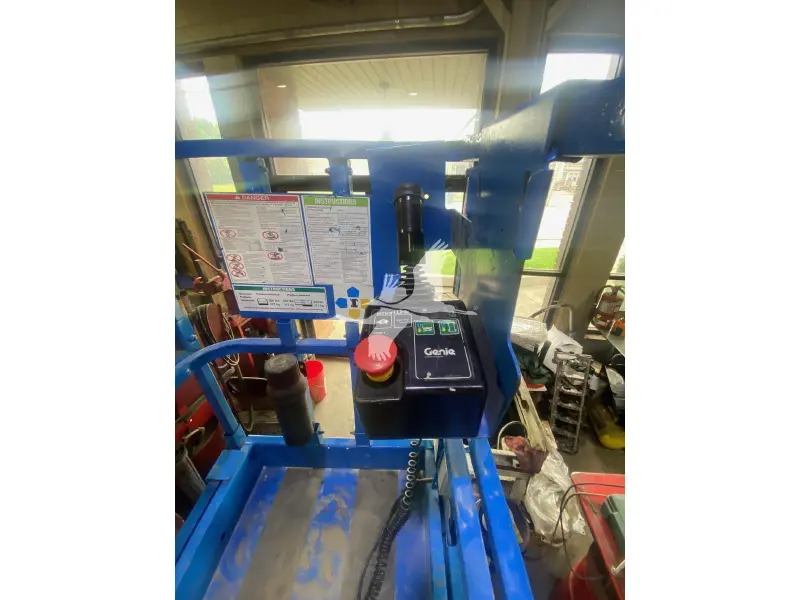 2016 GENIE GS2632