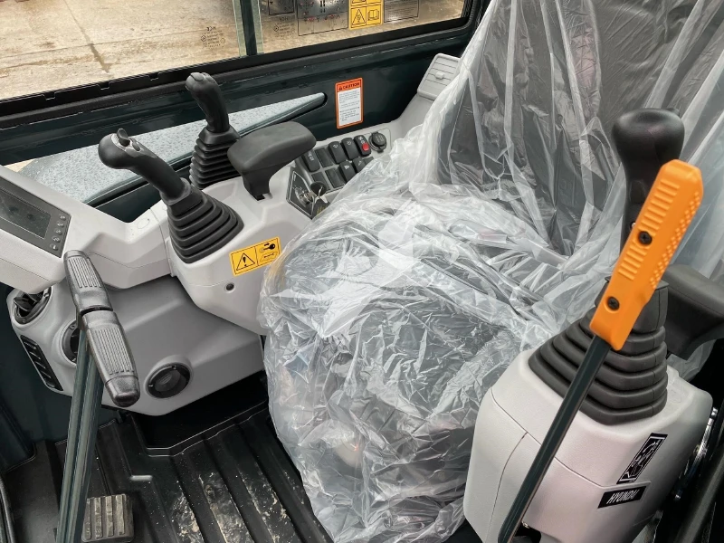 2024 HYUNDAI HX48AZ