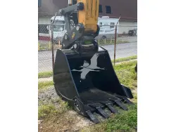2019 HYUNDAI HX260L