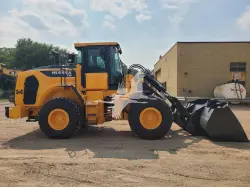 2023 HYUNDAI HL955ATM