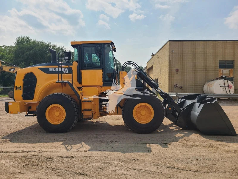 2023 HYUNDAI HL955ATM