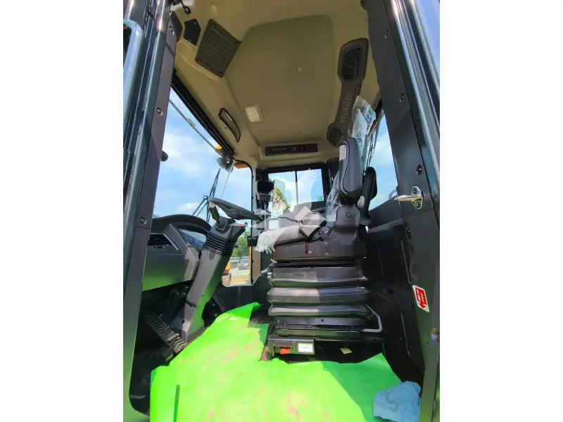 2023 HYUNDAI HL955ATM