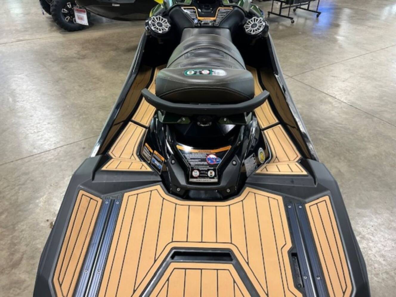 A photo of this 2025 Kawasaki Ultra® 160LX