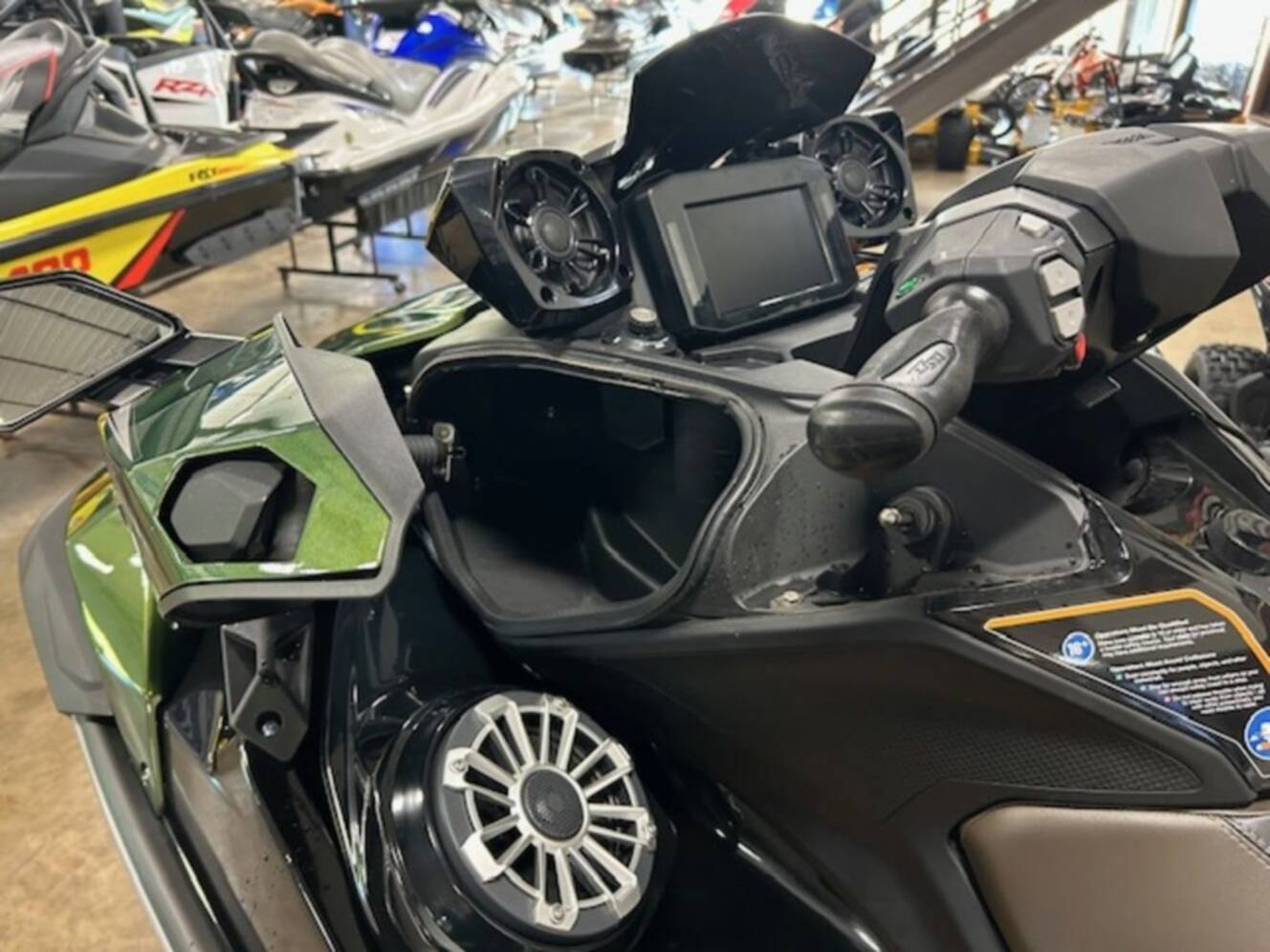 A photo of this 2025 Kawasaki Ultra® 160LX