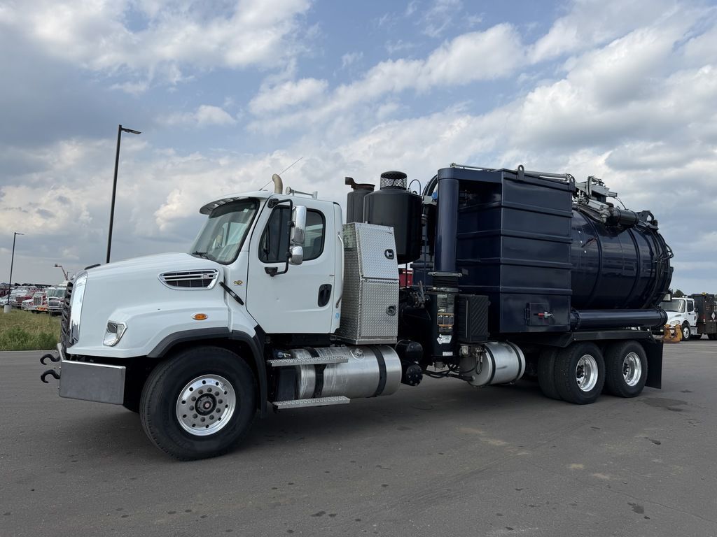 2020 FREIGHTLINER 114SD GUZZLER in Rice, MN