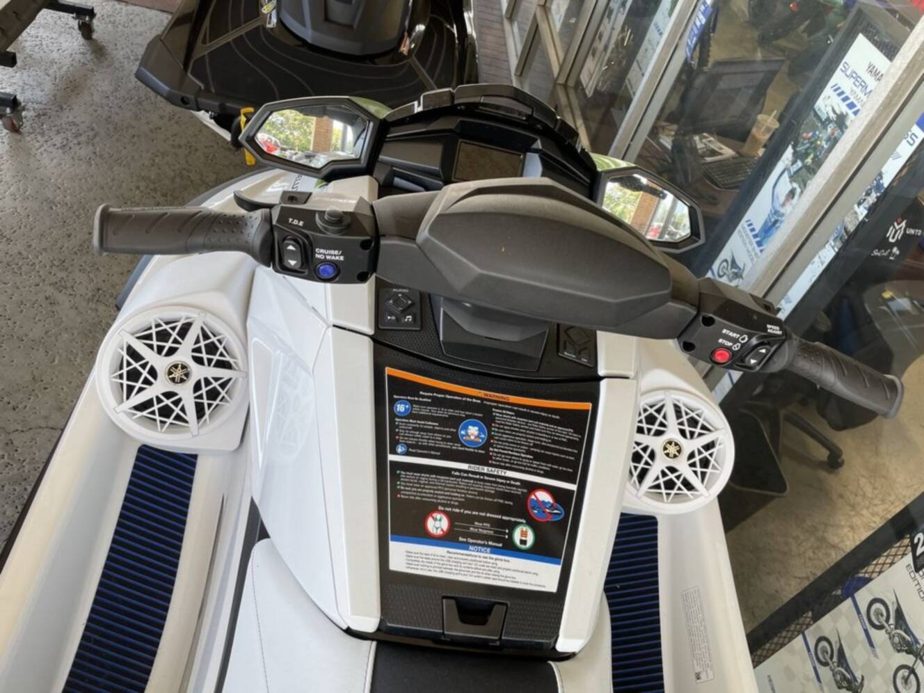 A photo of this 2026 Yamaha VX Deluxe with Audio