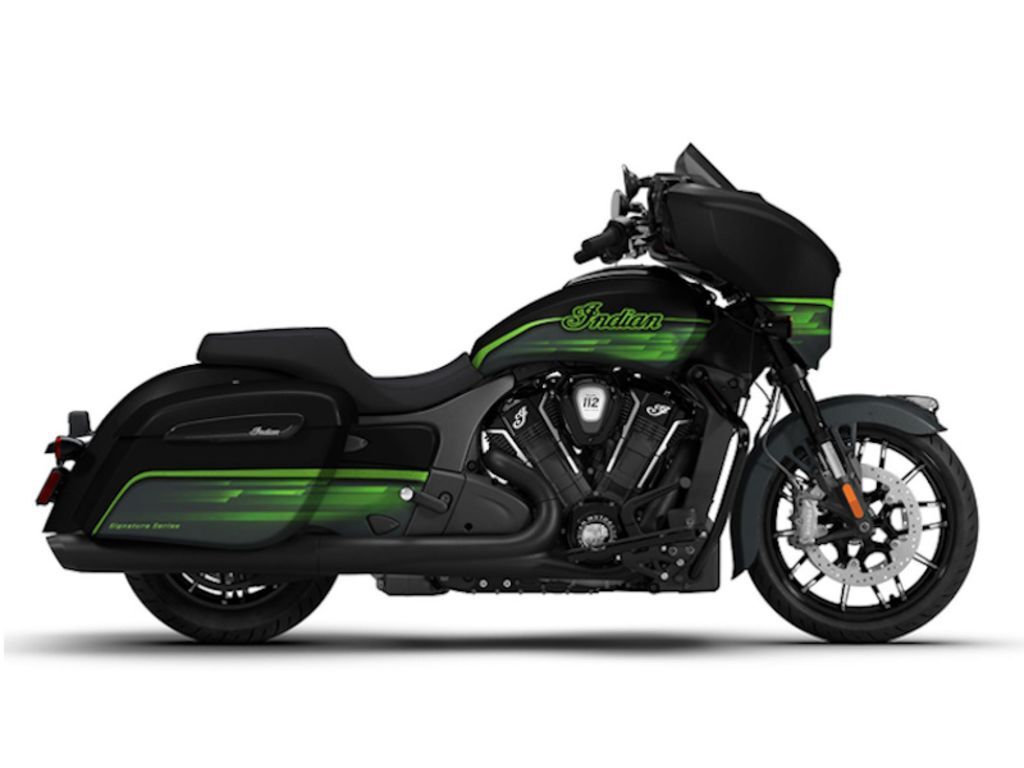 2026 Indian Motorcycle® Chieftain PowerPlus Dark Horse Signature Series Abyss M DARK HORSE in Irving, TX