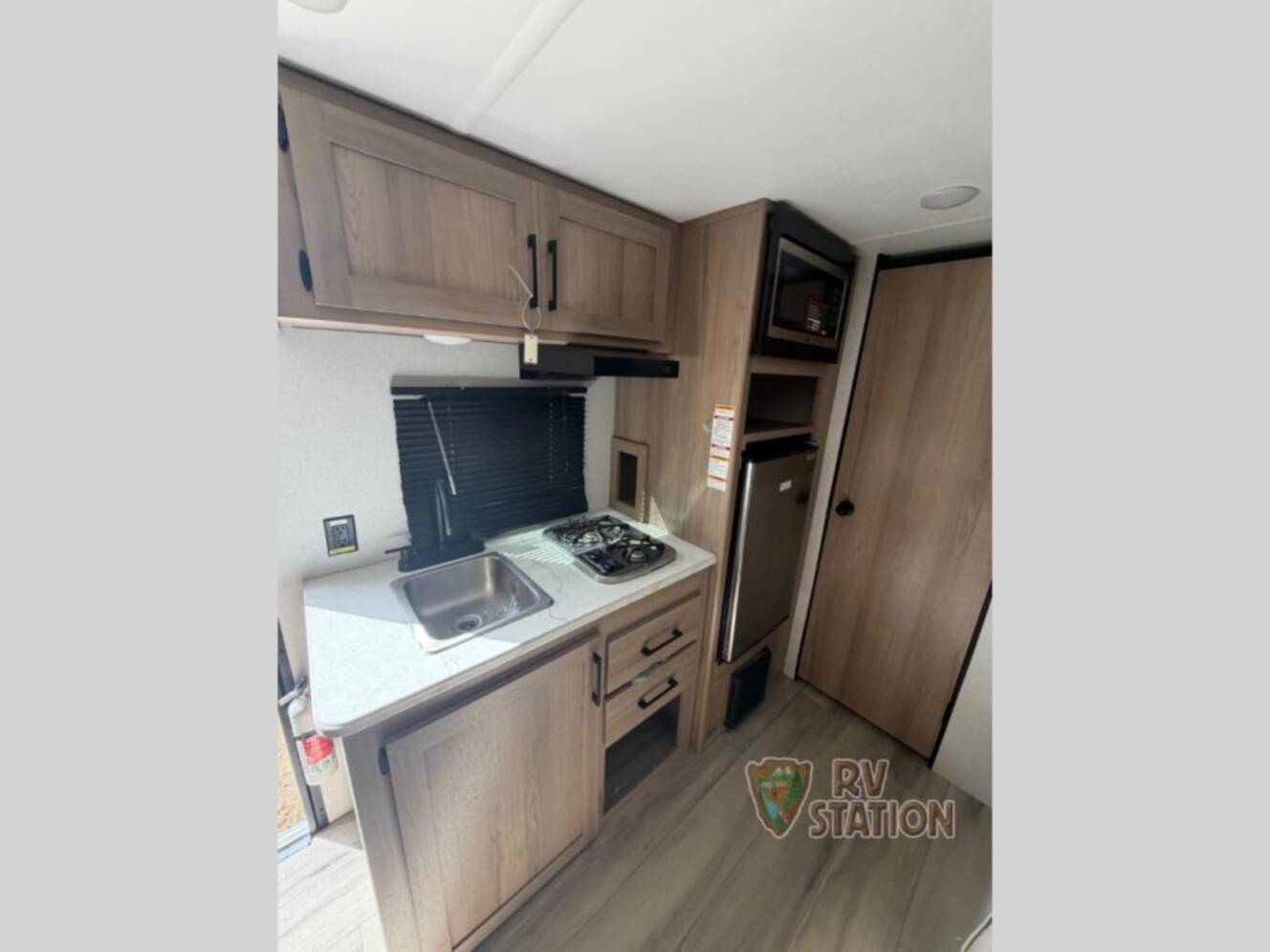 A photo of this 2026 Keystone Rv Coleman 17B