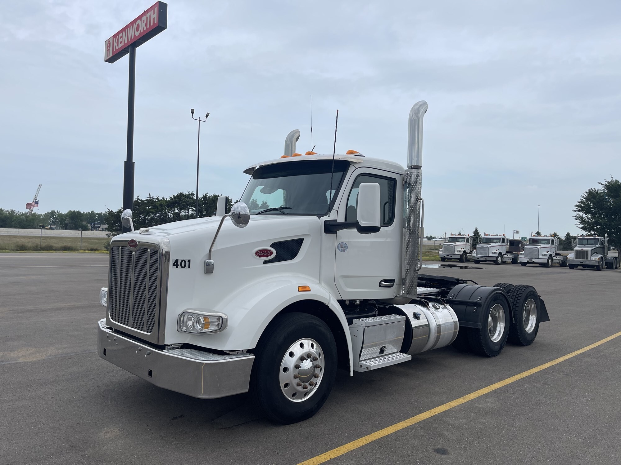 2022 PETERBILT 567 in Fargo, ND
