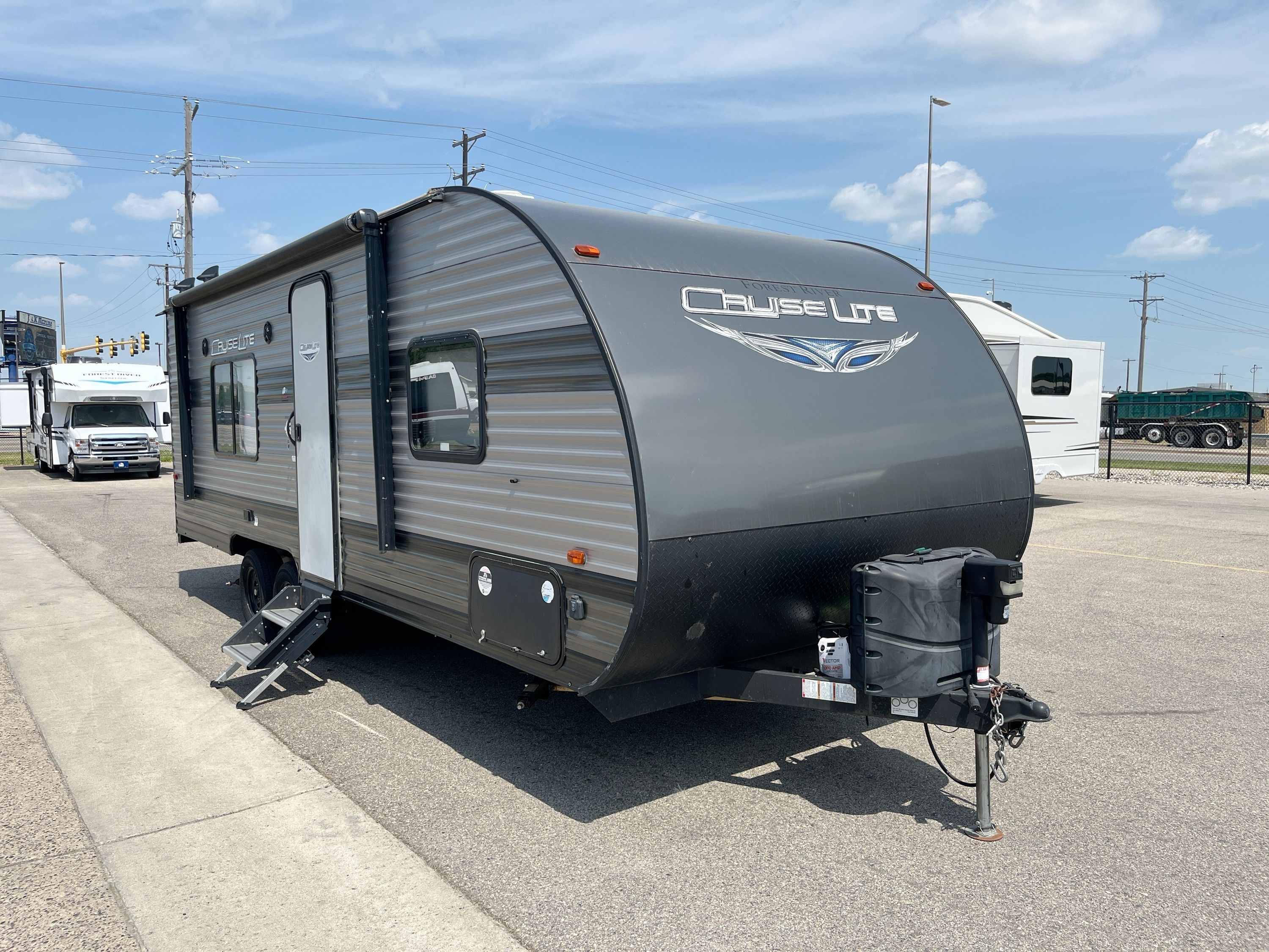 2019 Forest River SALEM CRUISE LITE 241QBXL in west fargo ND