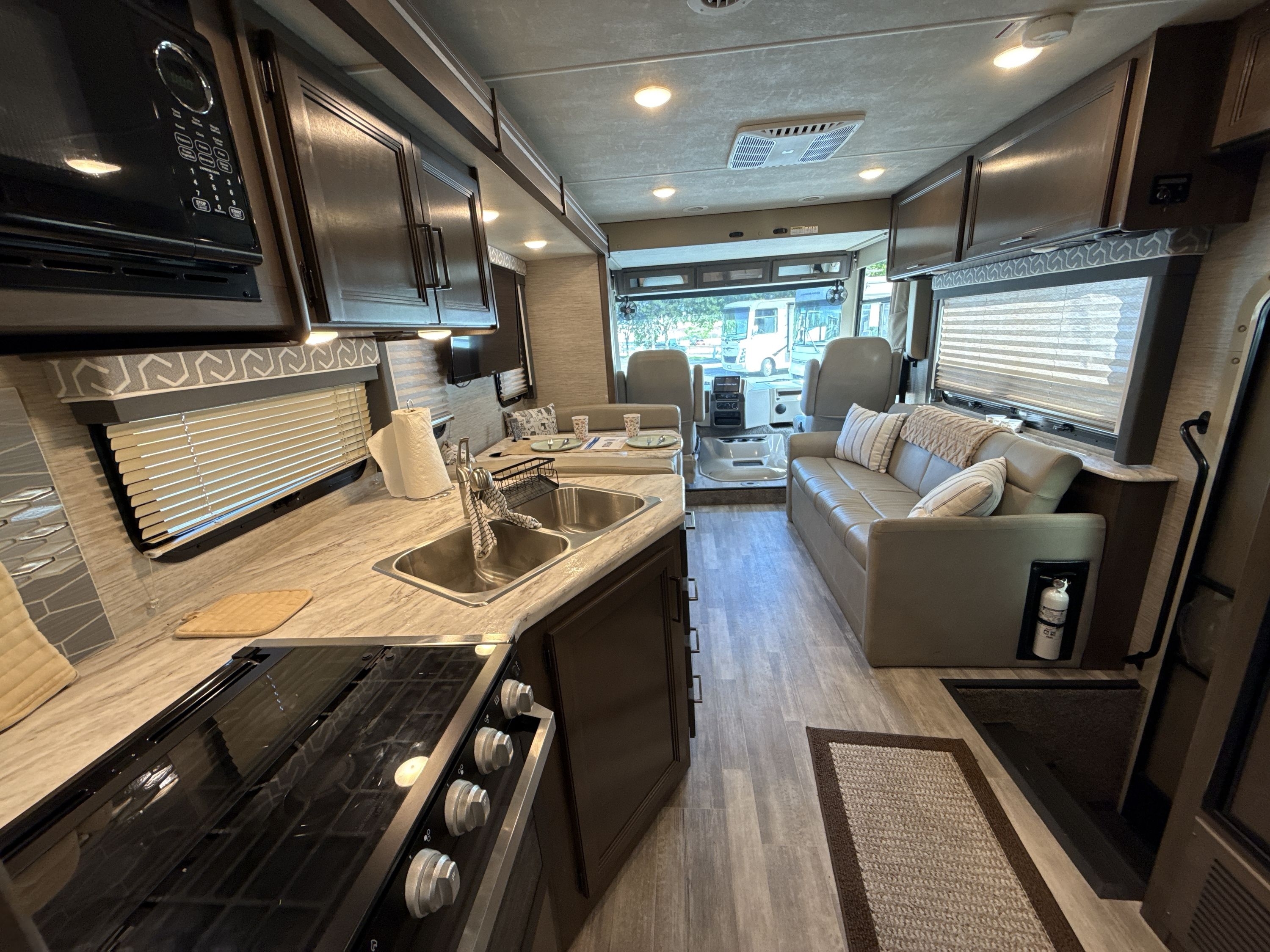 2021 Thor FREEDOM TRAVELER A32 in green bay WI