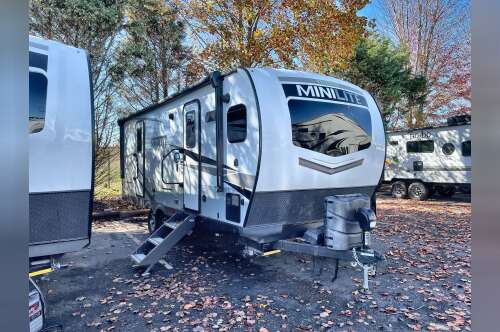 2023 Forest River ROCKWOOD MINI LITE 2516S in bowling green KY