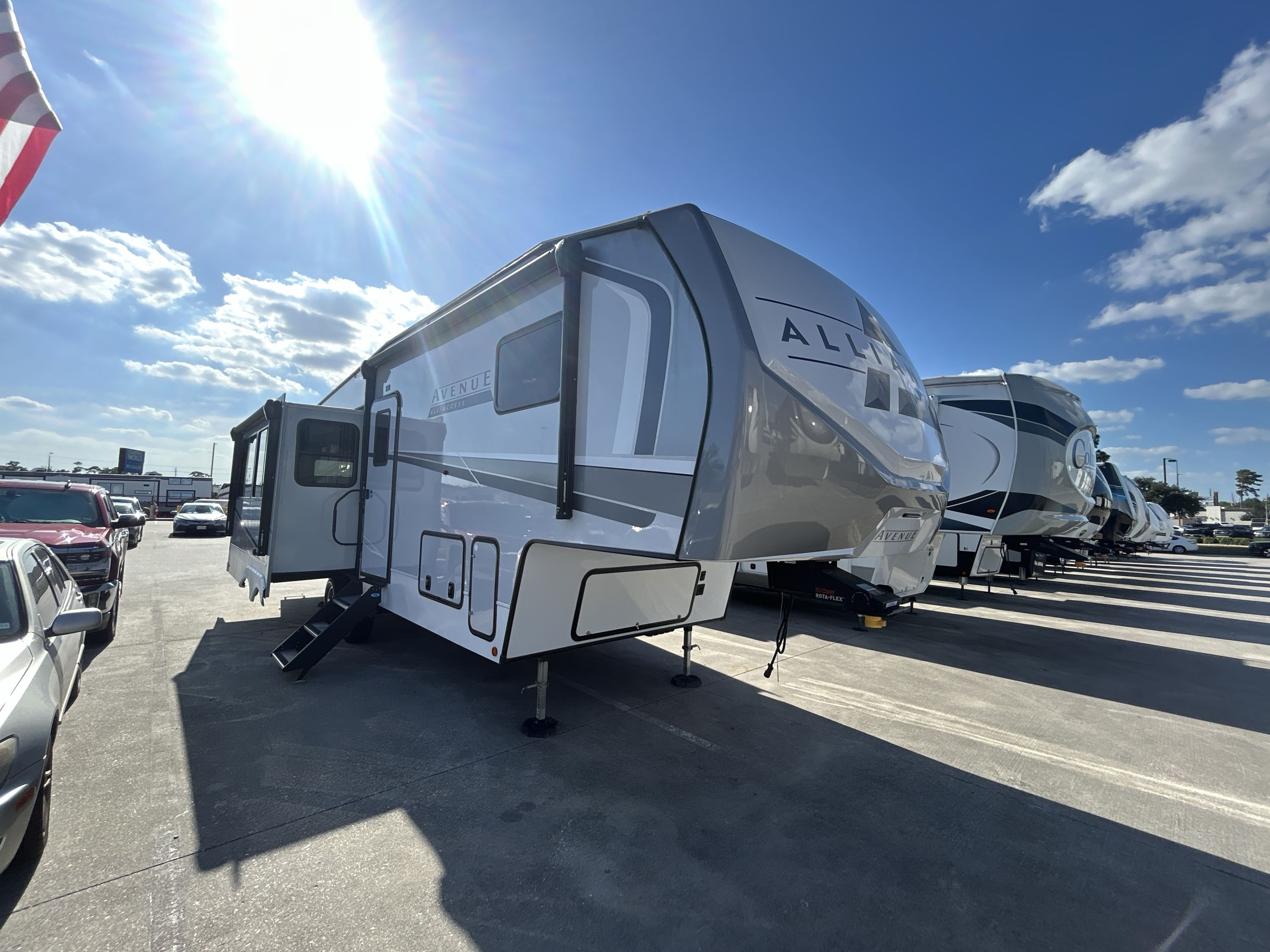 2025 Alliance AVENUE 29RL RV