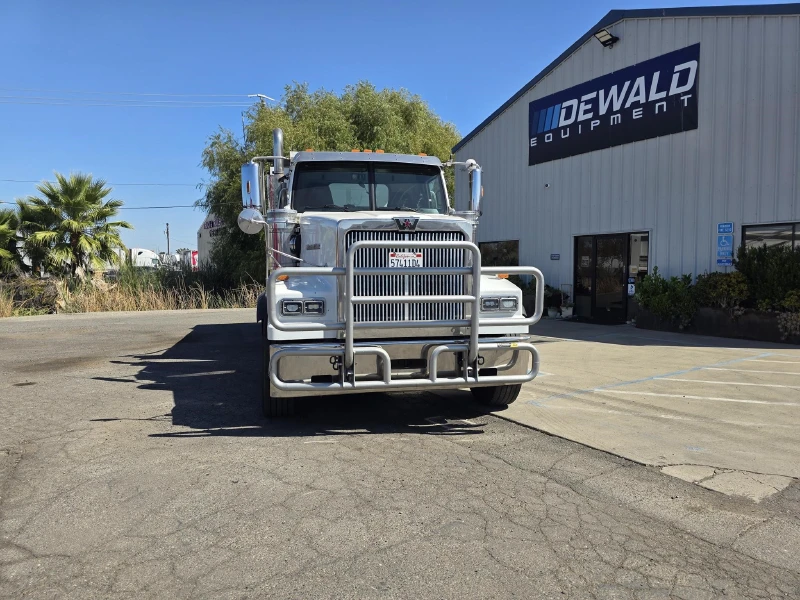 2020 WESTERN STAR 4900FA