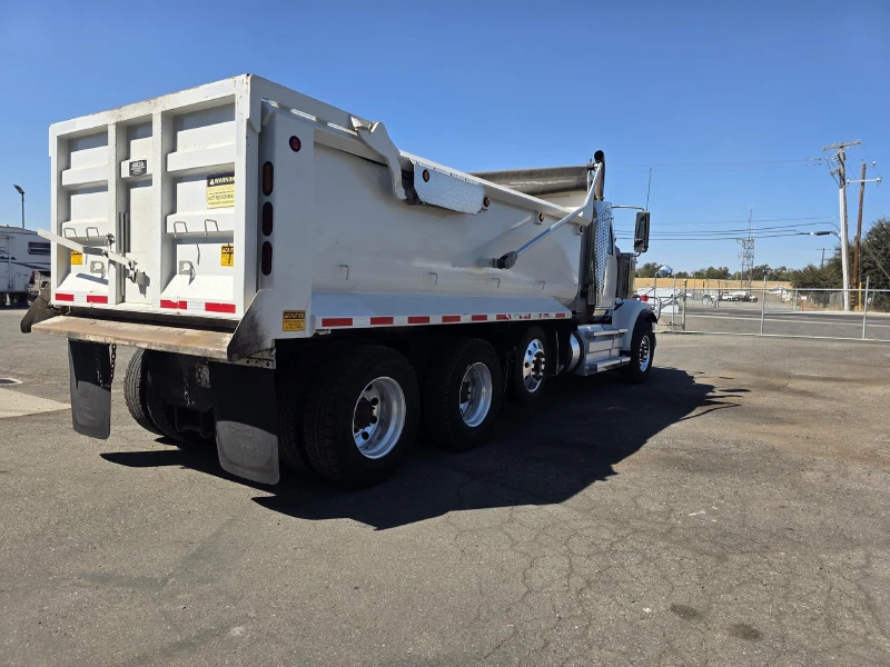 2020 WESTERN STAR 4900FA