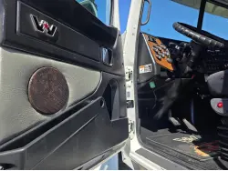 2020 WESTERN STAR 4900FA