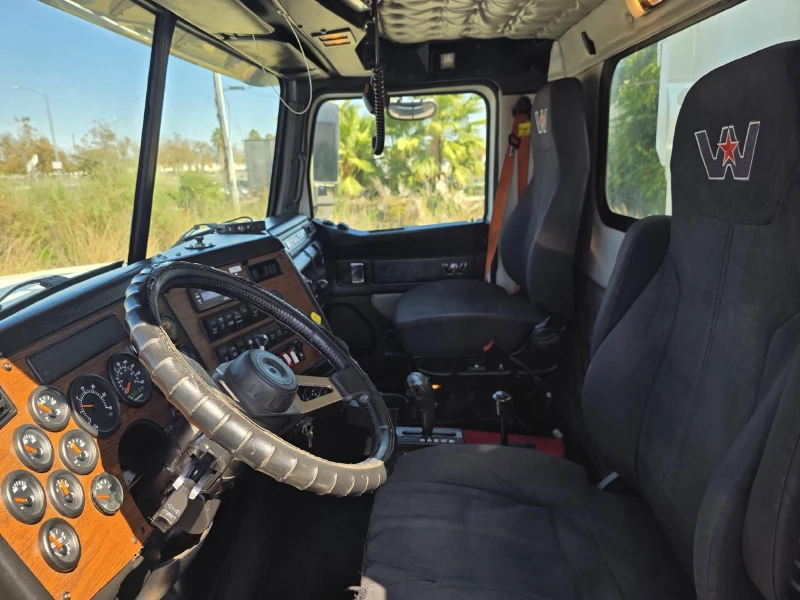 2020 WESTERN STAR 4900FA