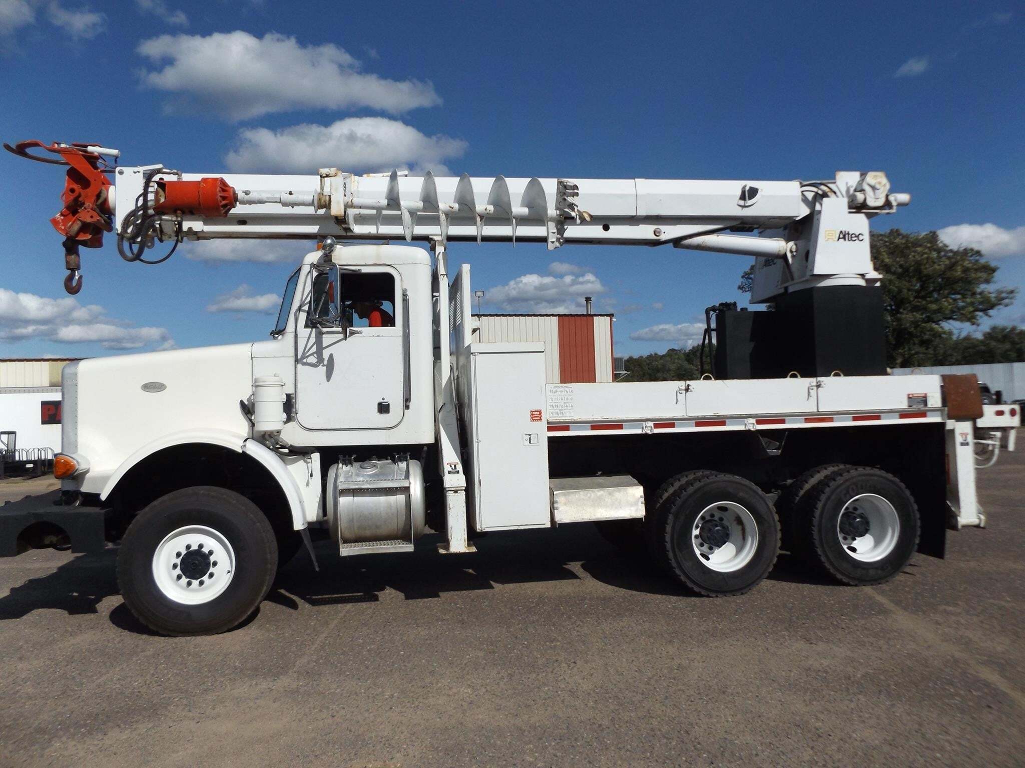 1996 PETERBILT 357 in Harris, MN