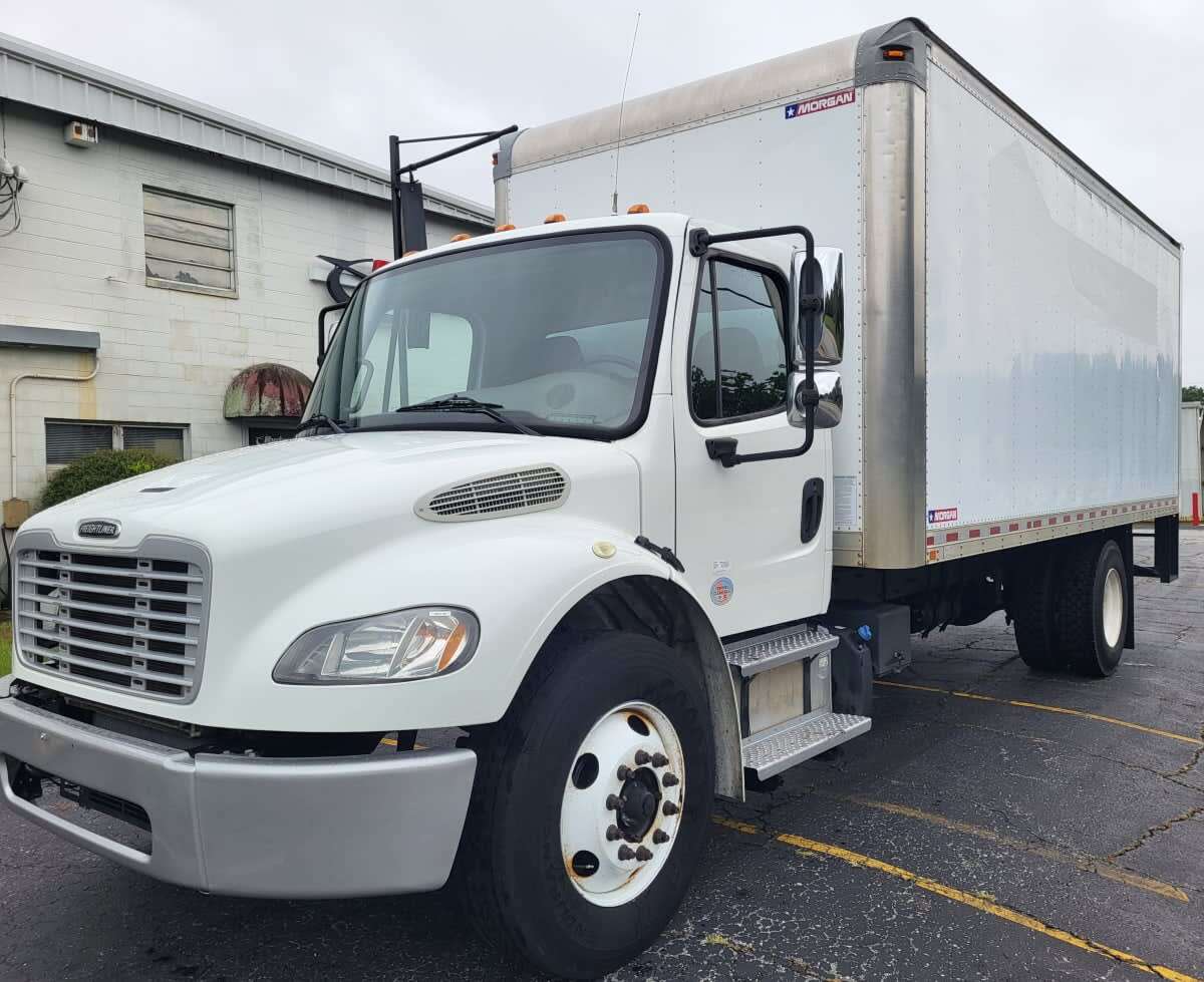 2018 FREIGHTLINER BUSINESS CLASS M2 106 in Jacksonville, FL