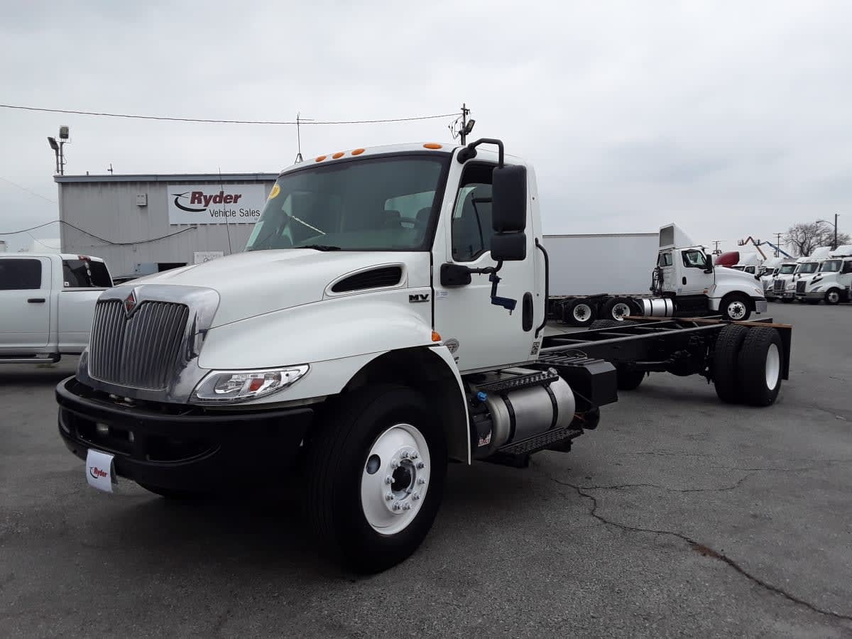 2020 INTERNATIONAL MV607 (4X2) in Montebello, CA