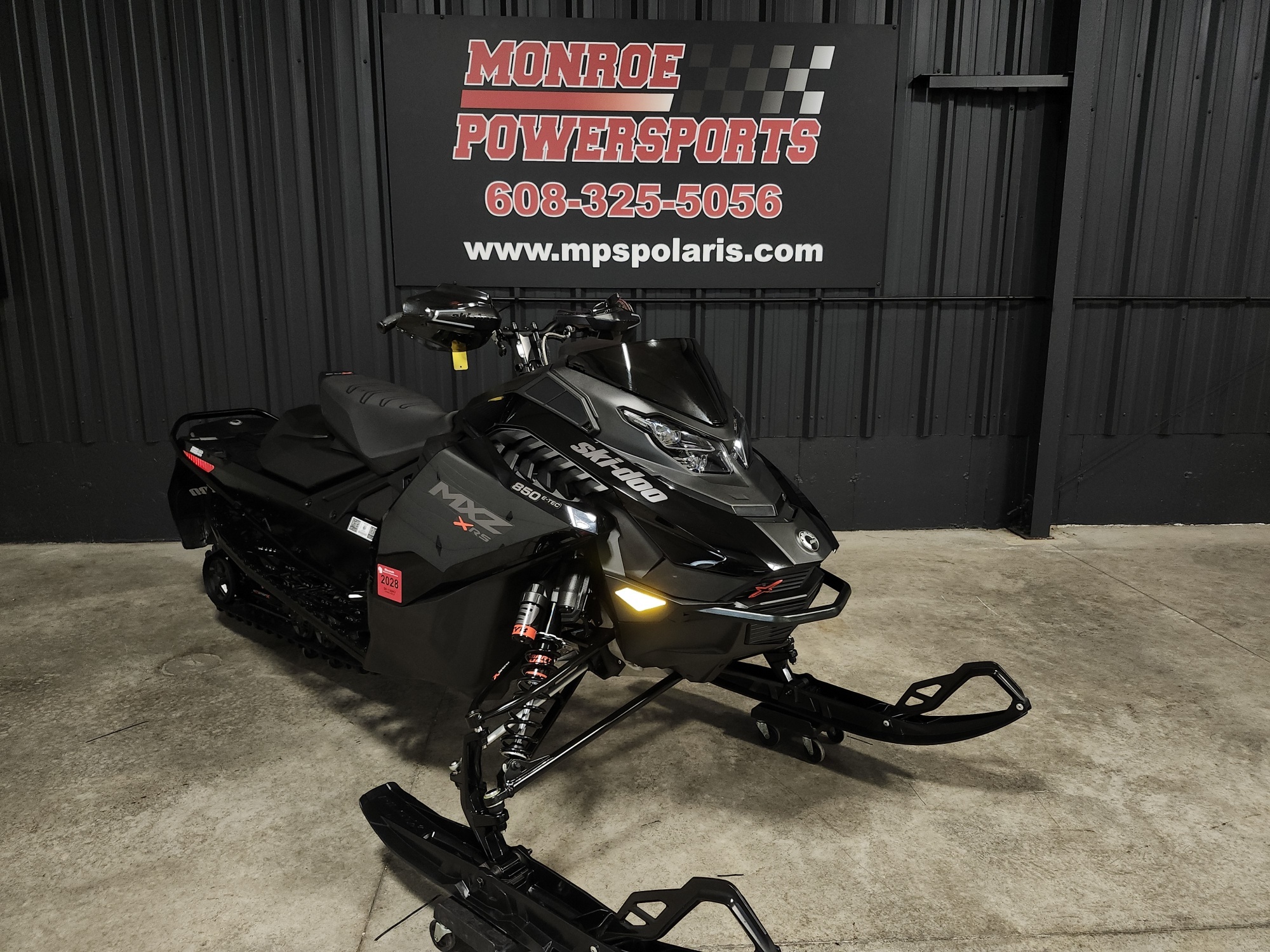 2023 Ski-Doo MXZ XRS 850 ETEC 129 BLACK in monroe WI